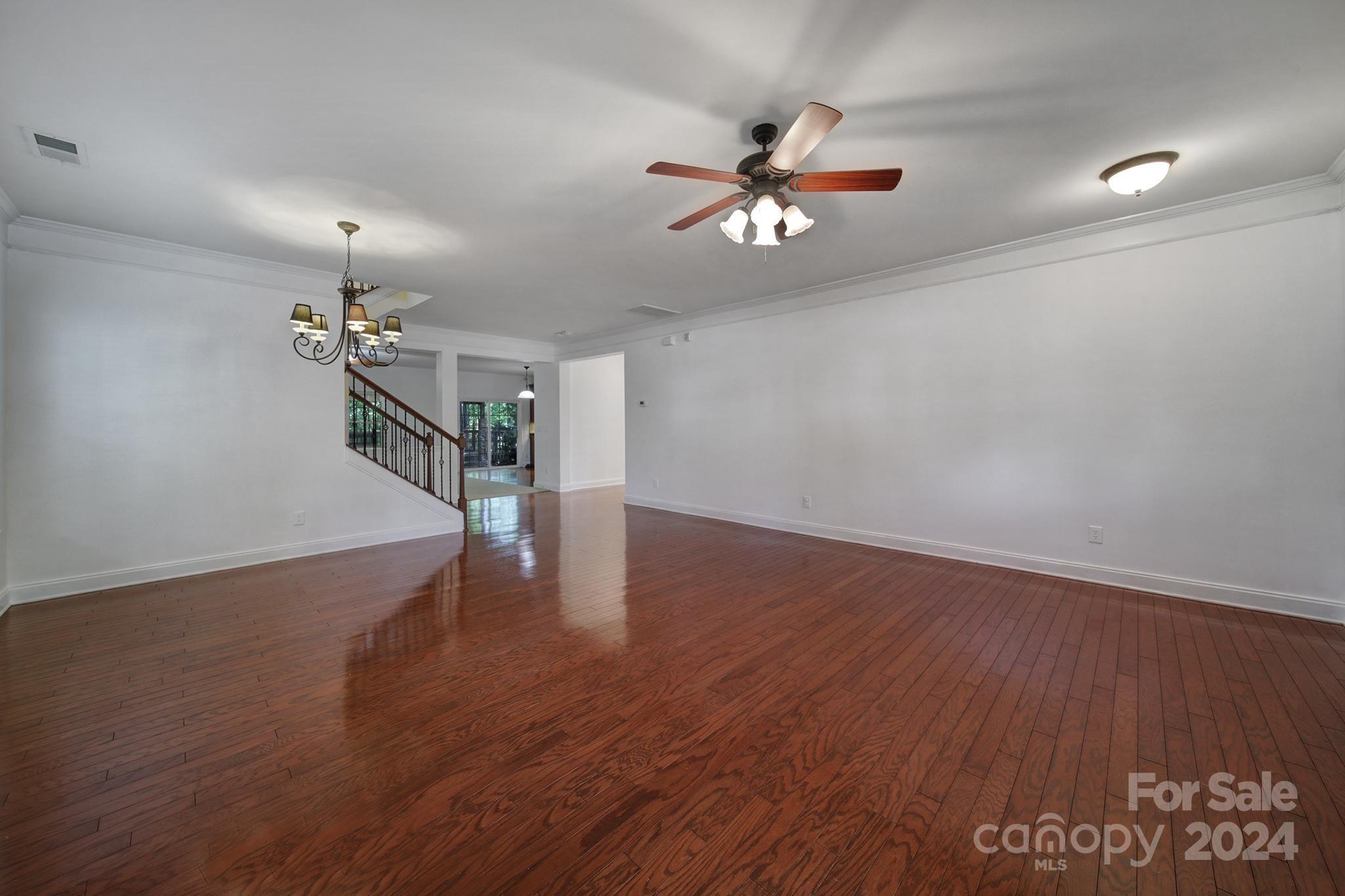 English Trails - Residential