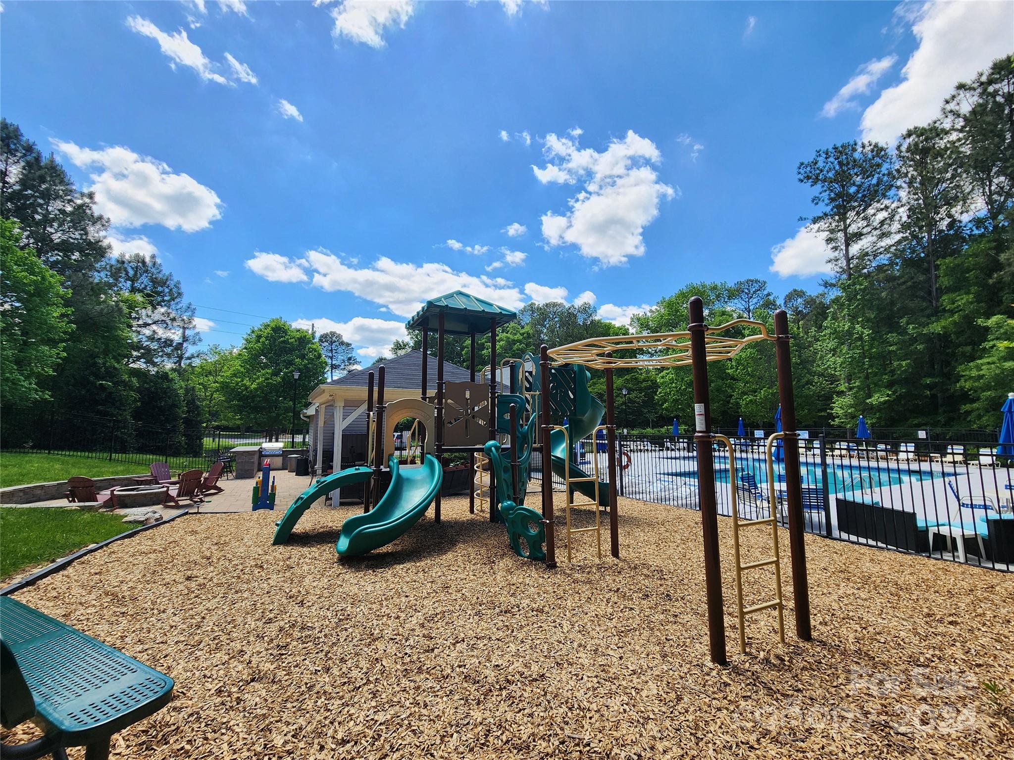 English Trails - Residential