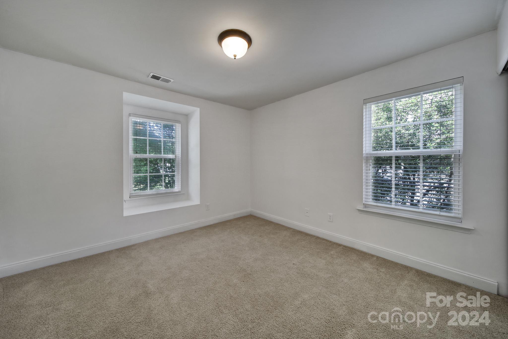 English Trails - Residential