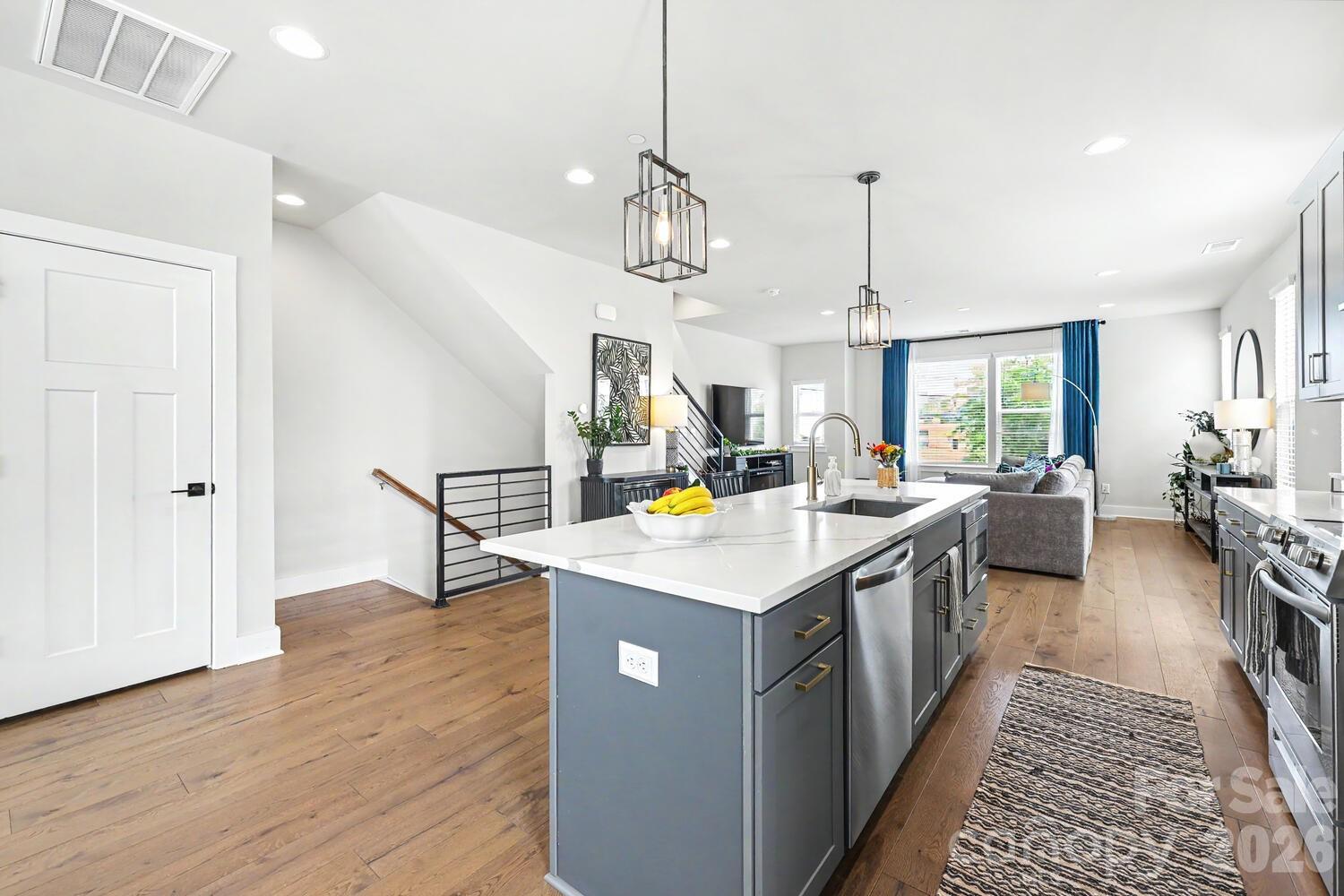 Bryant Park Terraces - Residential