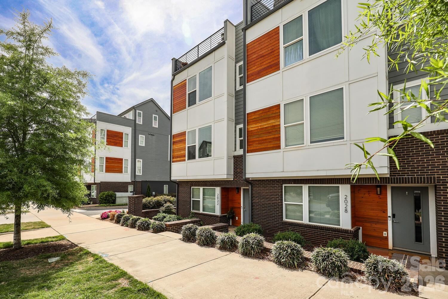Bryant Park Terraces - Residential
