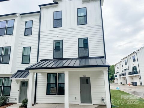 13024 Moon Road 44 Charlotte NC 28277