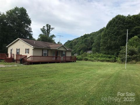 1864 Culvin Creek Road Marshall NC 28753
