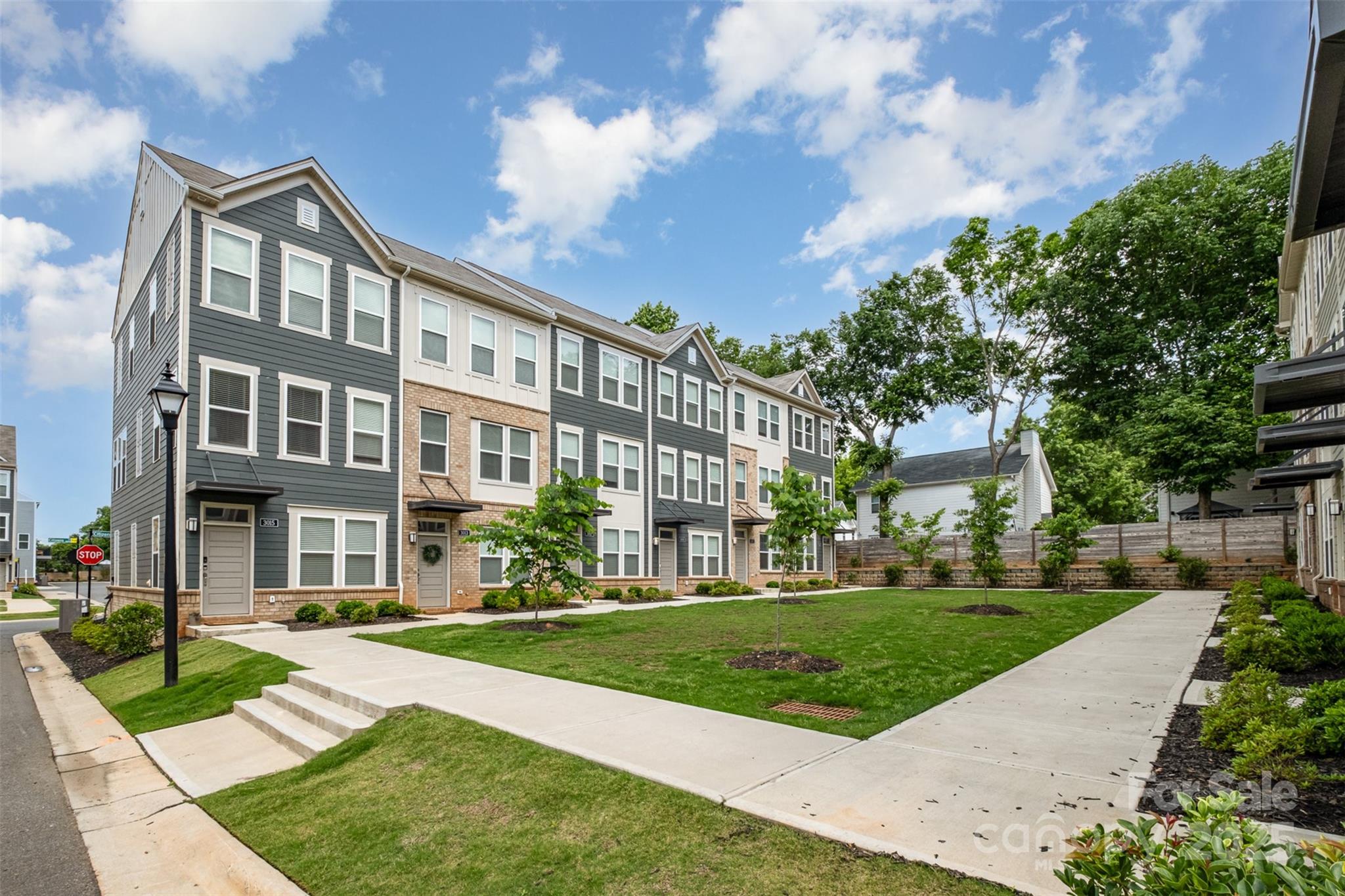 3005 Citizens Lane