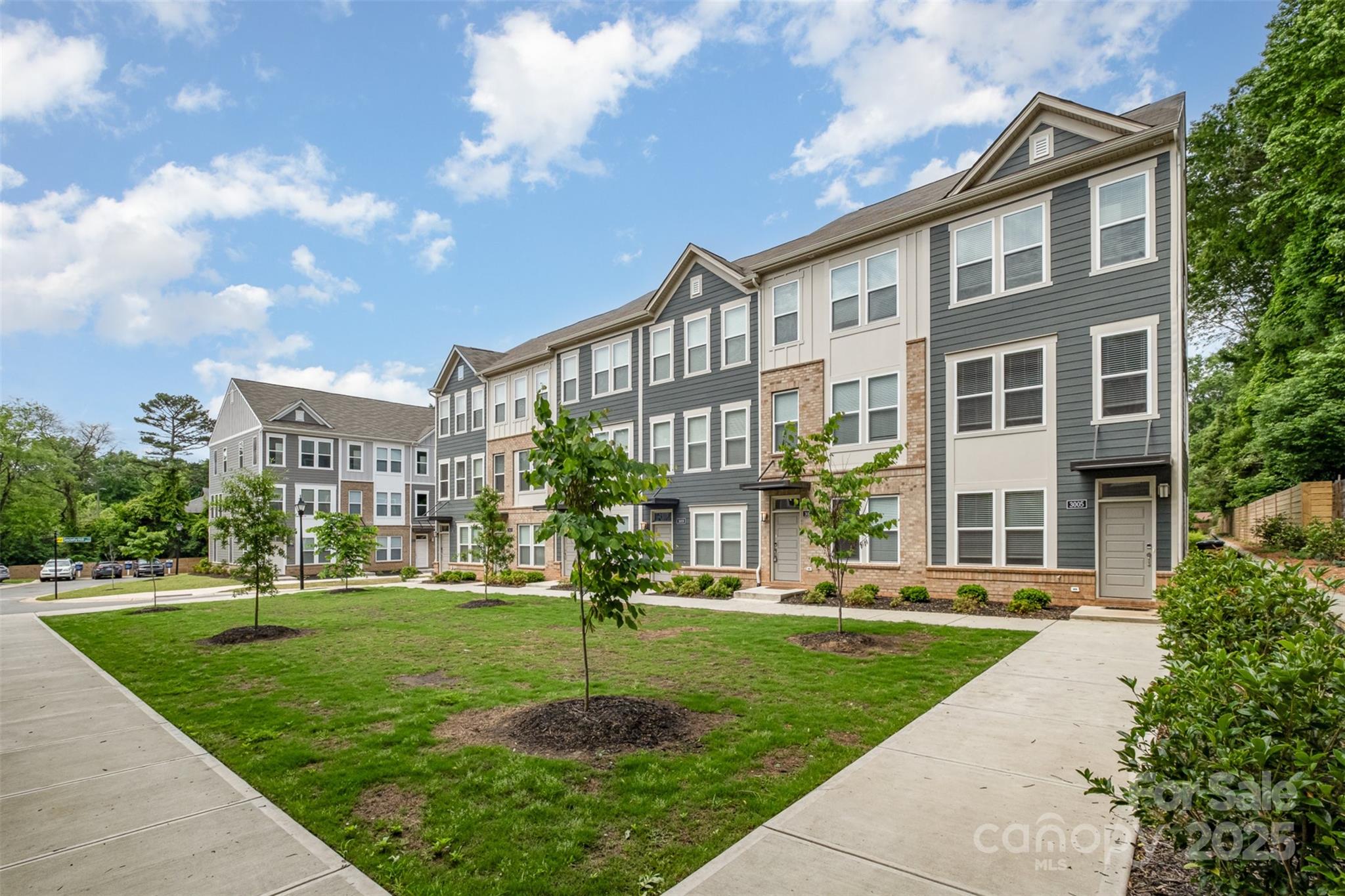 3005 Citizens Lane