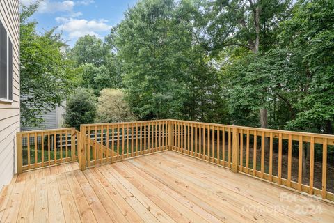 A home in Huntersville