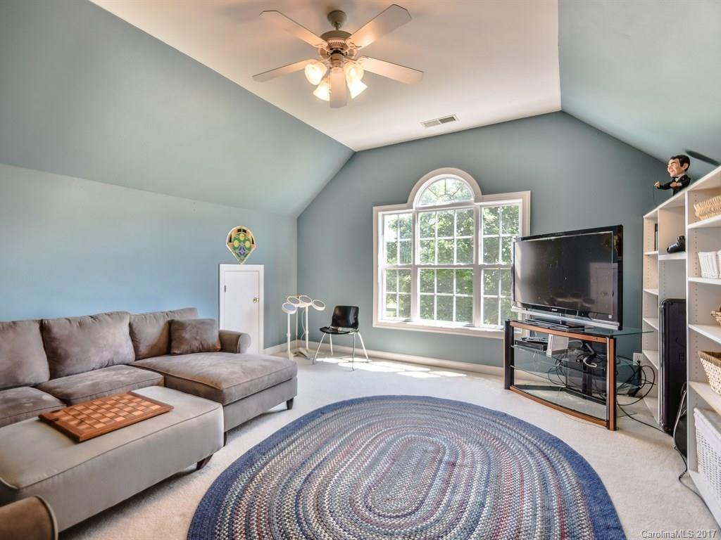 Morrison Cove - Residential