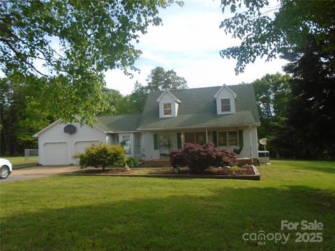 669 Loray Farm Road Dallas NC 28034