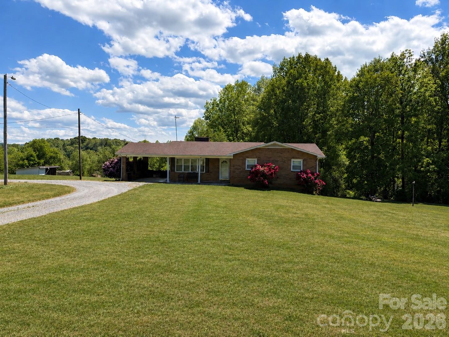 8186 Old Nc Highway 60, Roaring River, NC, 28697