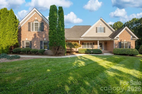 Photo of 1851 29th Avenue Place NE, Hickory, NC 28601 (MLS # 4404281)
