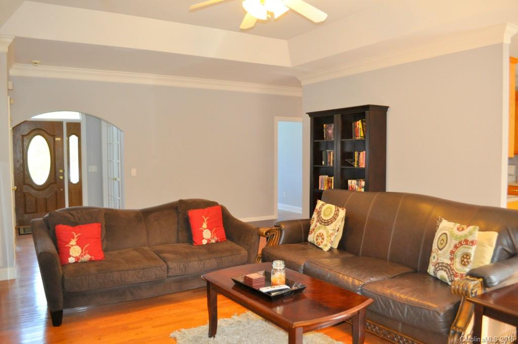 Hidden Oaks - Residential