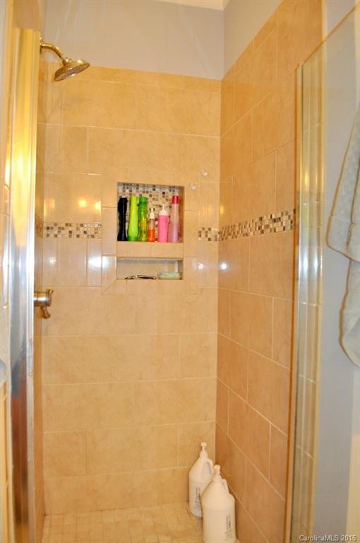 Hidden Oaks - Residential