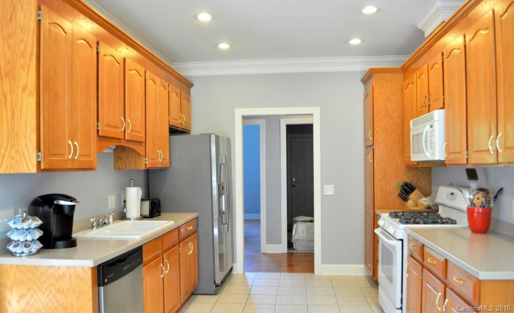 Hidden Oaks - Residential