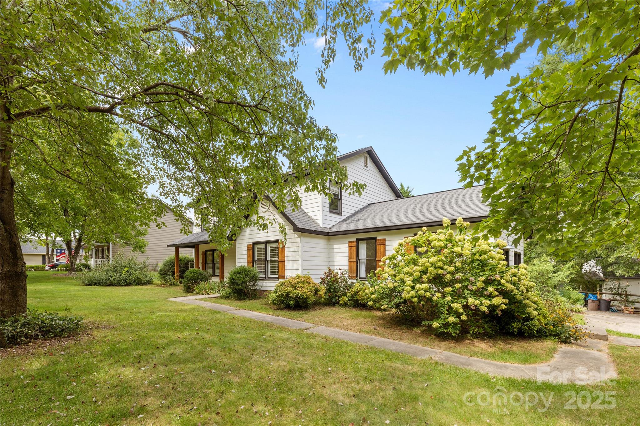 2359 Fernridge Lane