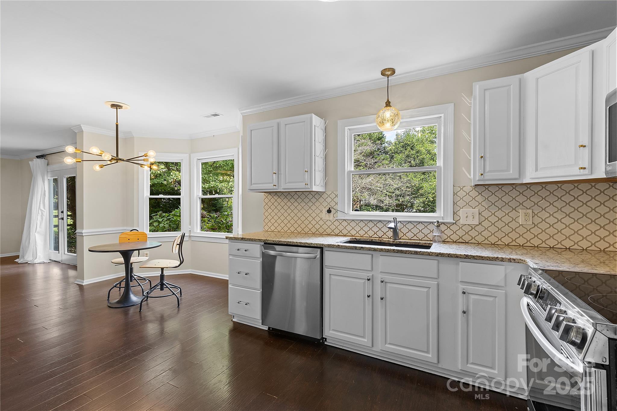 2359 Fernridge Lane