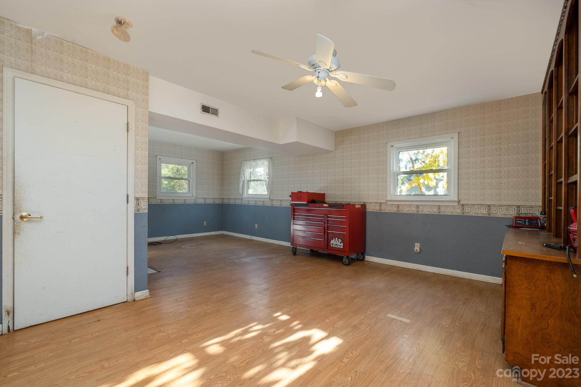 Idlewild - Residential