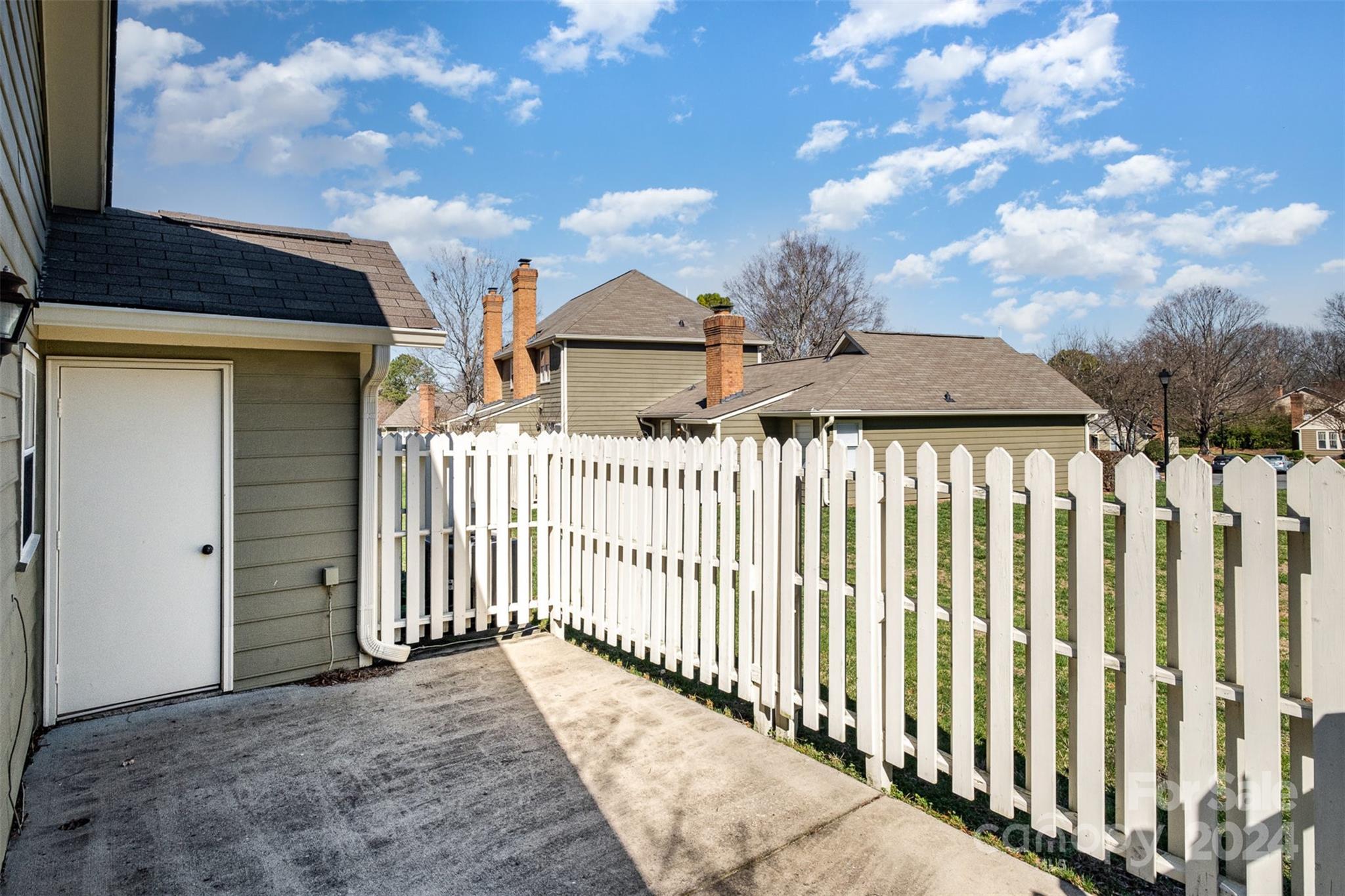 Thuringer Court - Residential