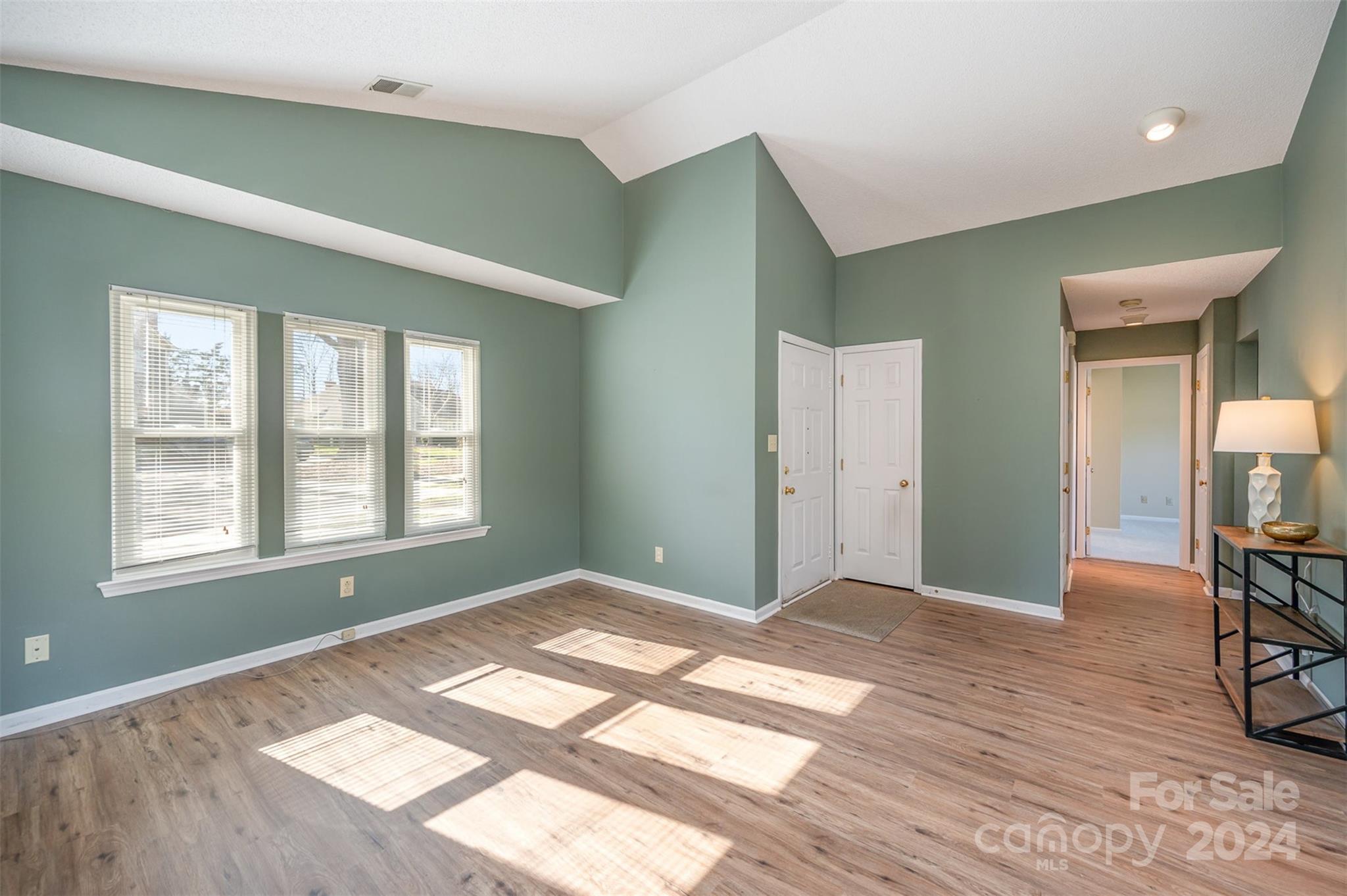 Thuringer Court - Residential