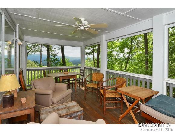 Deerlake Village - Residential