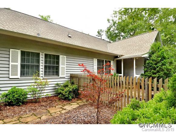 Deerlake Village - Residential