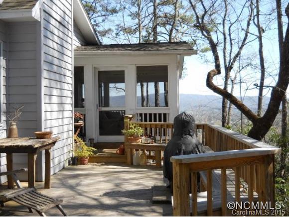 Deerlake Village - Residential