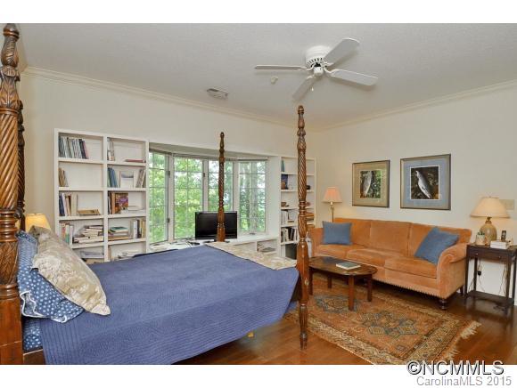 Deerlake Village - Residential