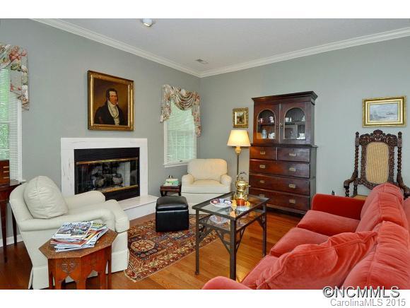 Deerlake Village - Residential