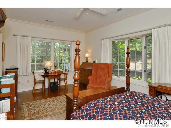 Deerlake Village - Residential