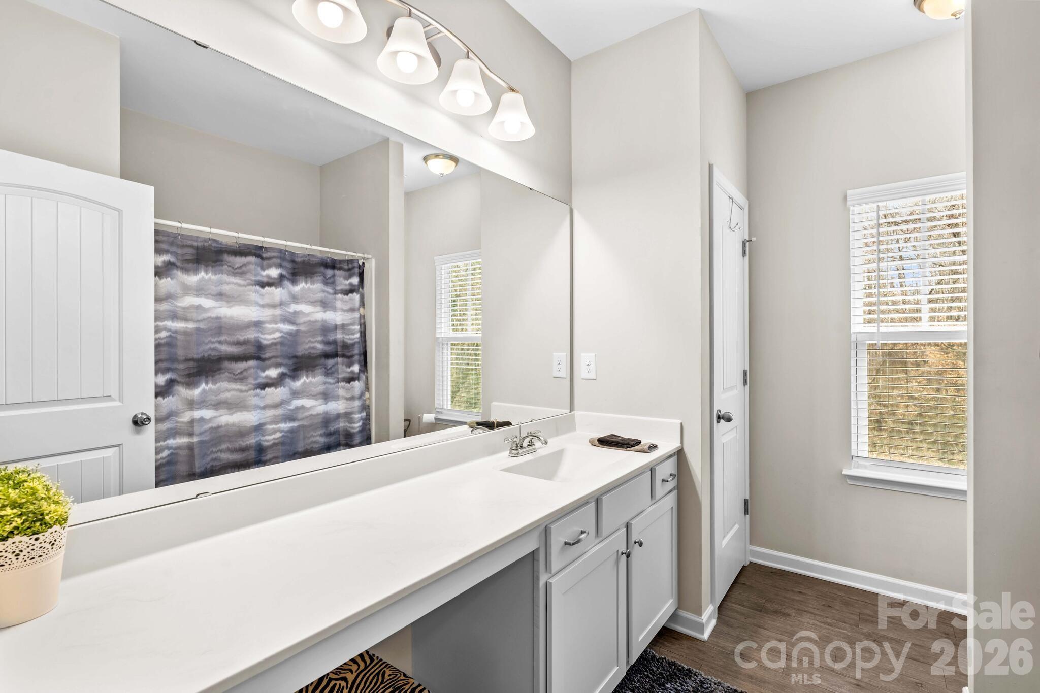 Oakview Commons - Residential