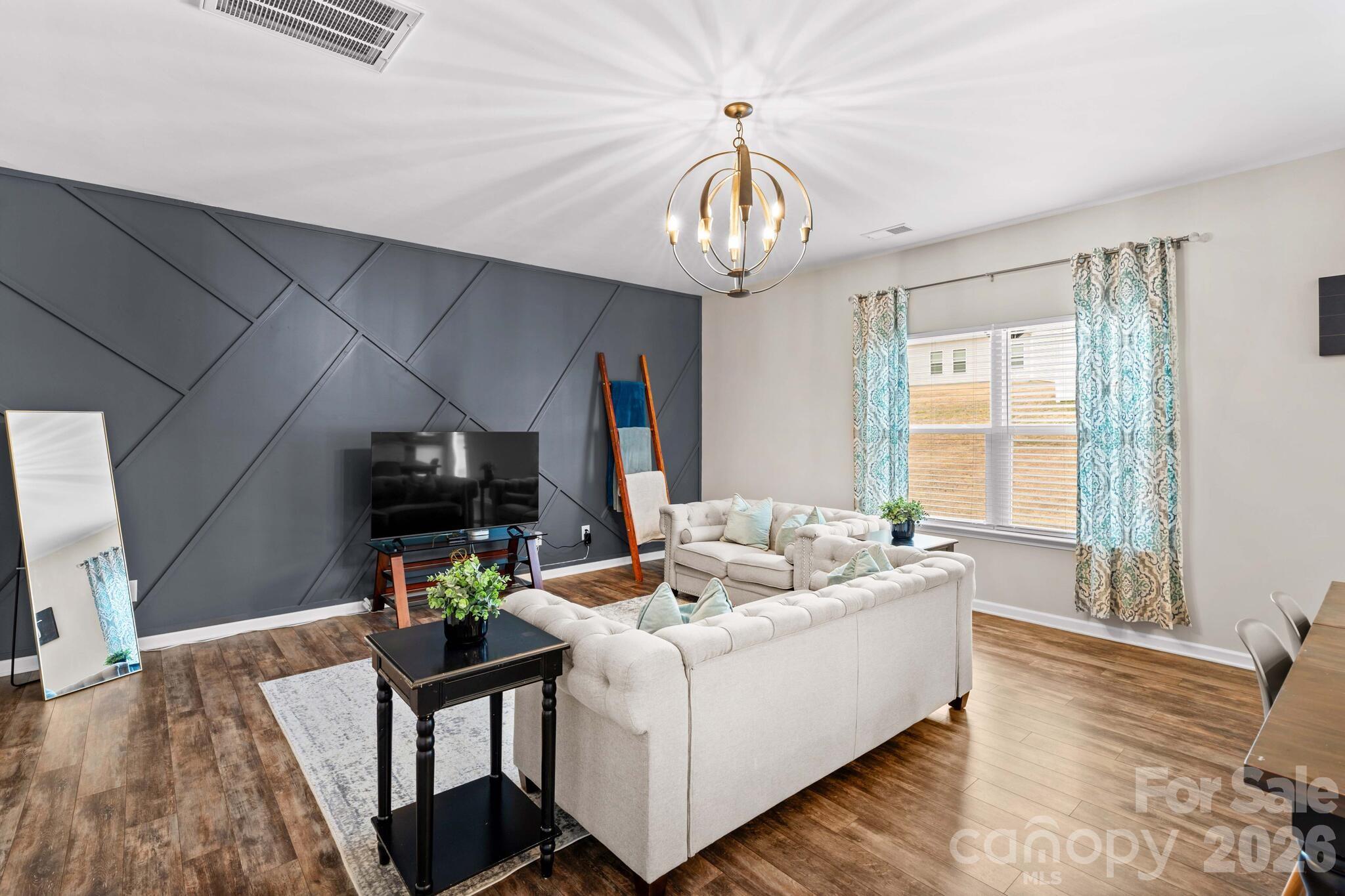 Oakview Commons - Residential