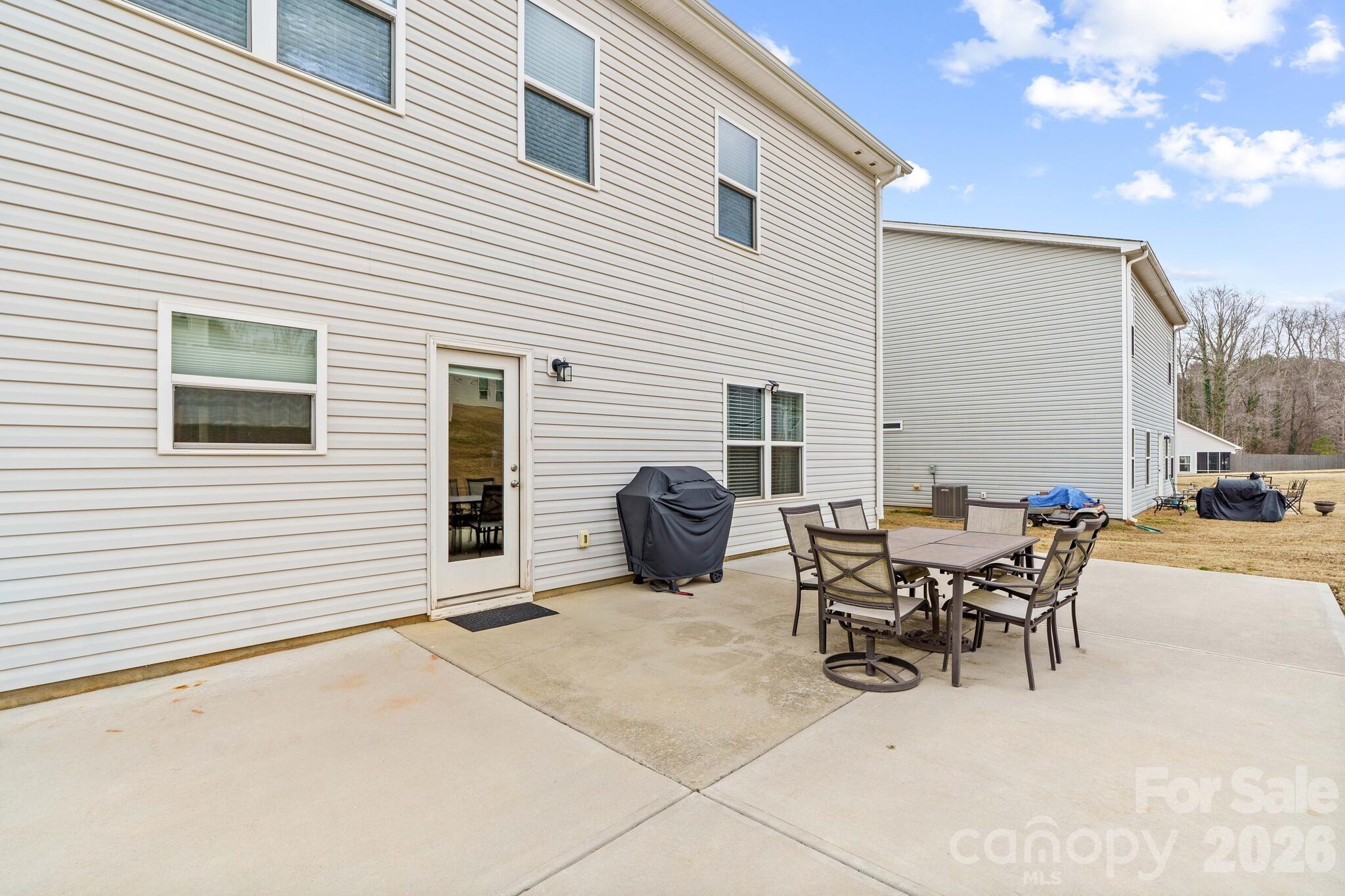 Oakview Commons - Residential