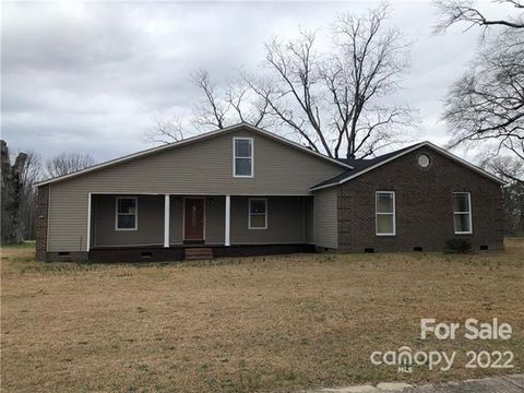 A home in Heath Springs