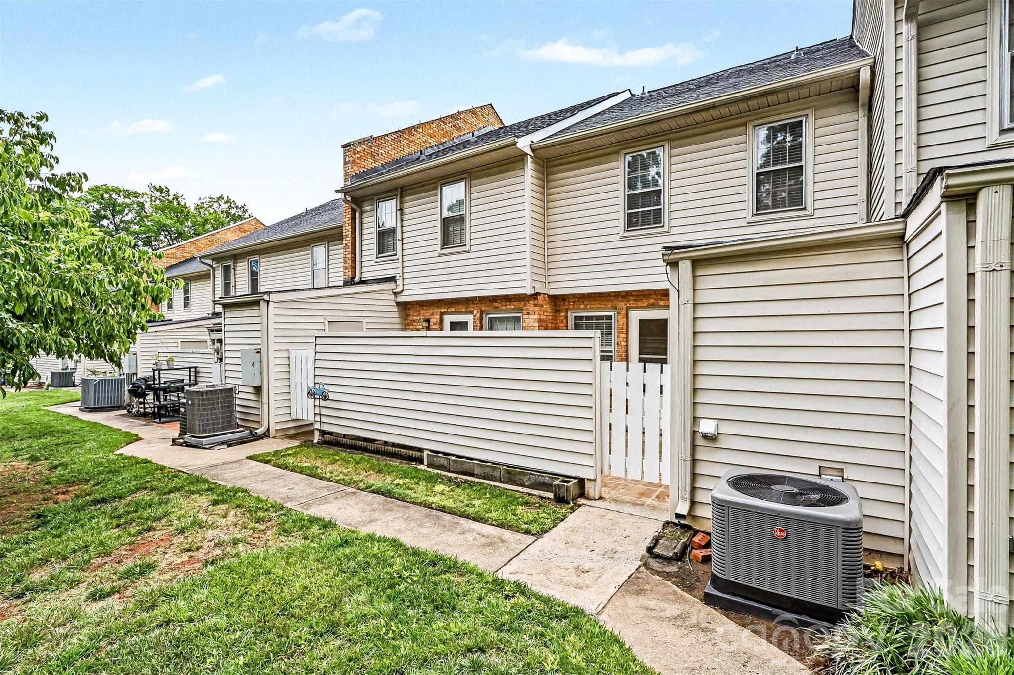 Ashbrook Condos - Residential