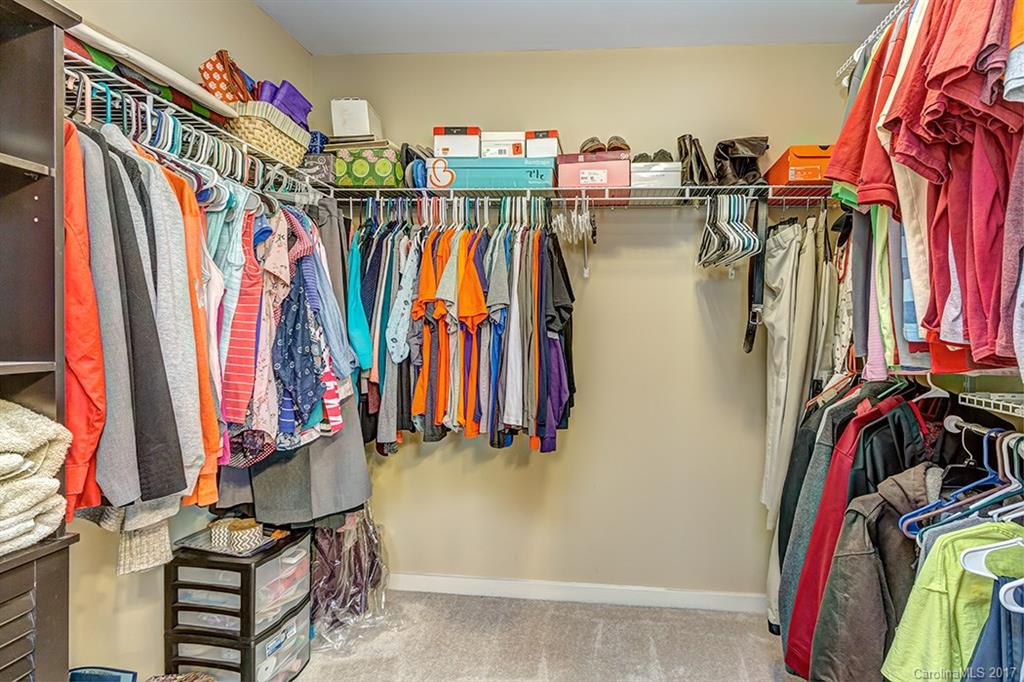 Newport Lakes - Residential