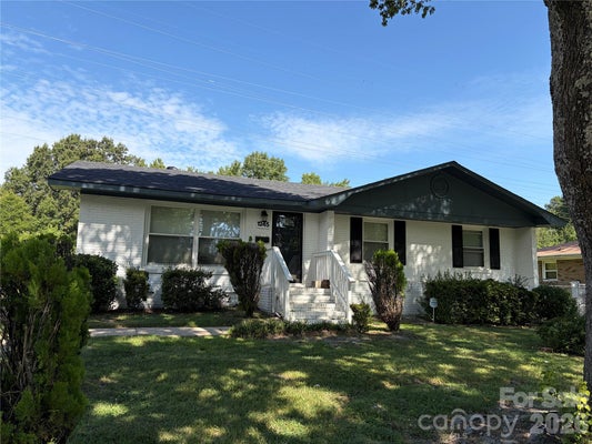 1245 PONDELLA DR, CHARLOTTE, NC 28213 - Image 2555594b2e8a1aa169e4f1e9601f56ed/3774471309