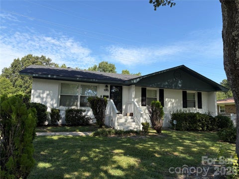 Photo of 1245 Pondella Drive, Charlotte, NC 28213 (MLS # 4420593)