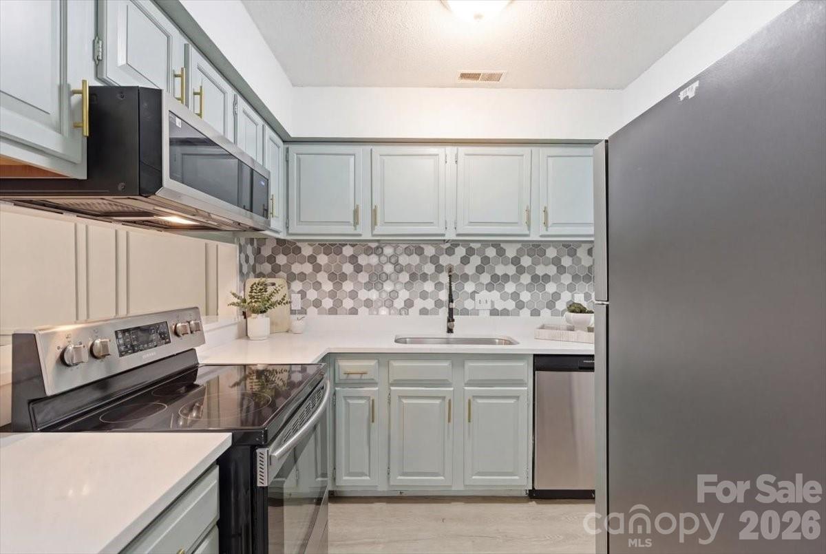 Sharon Place - Residential