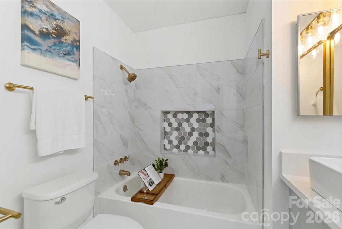 Sharon Place - Residential