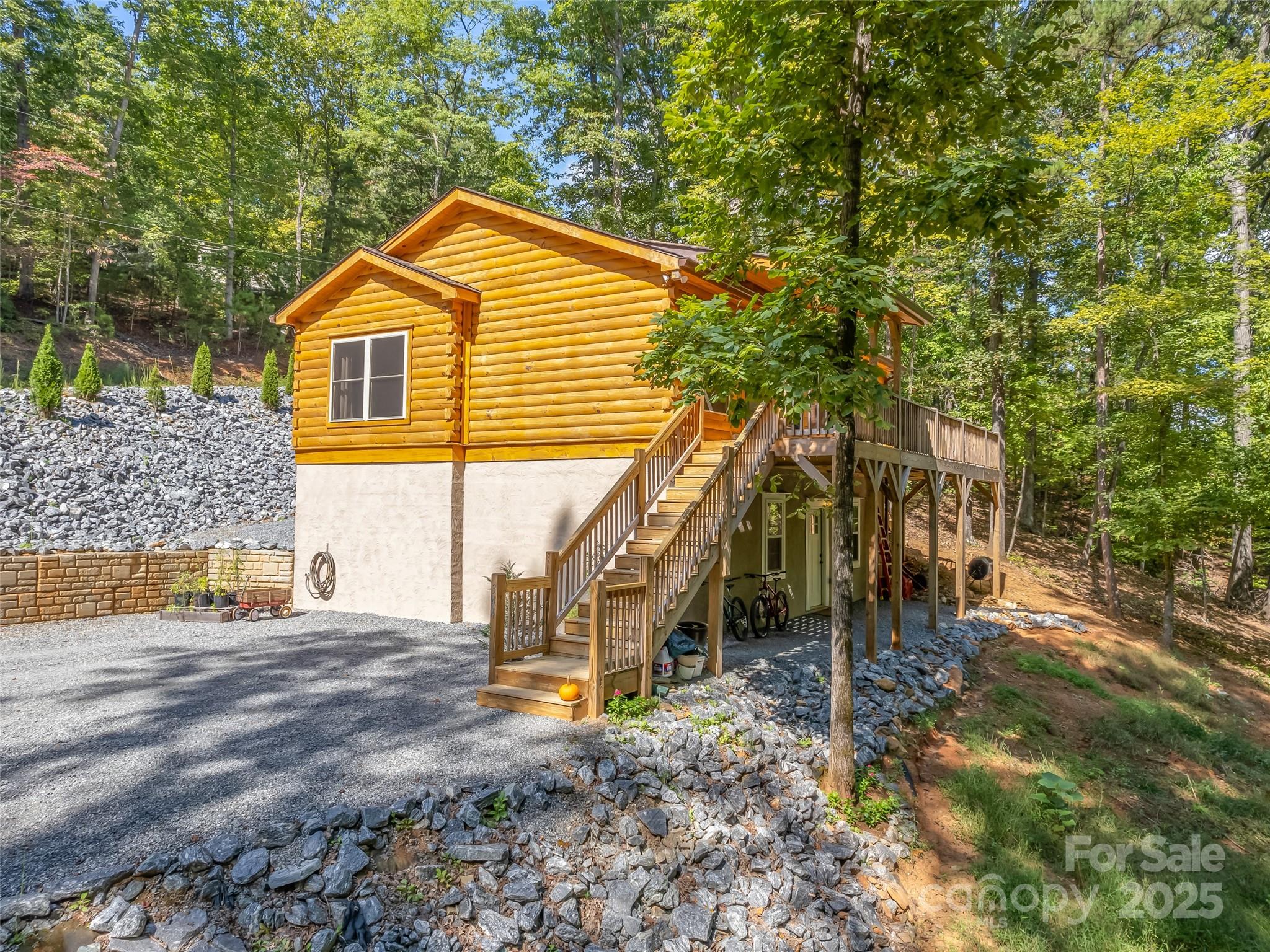 344 Wolf Trail