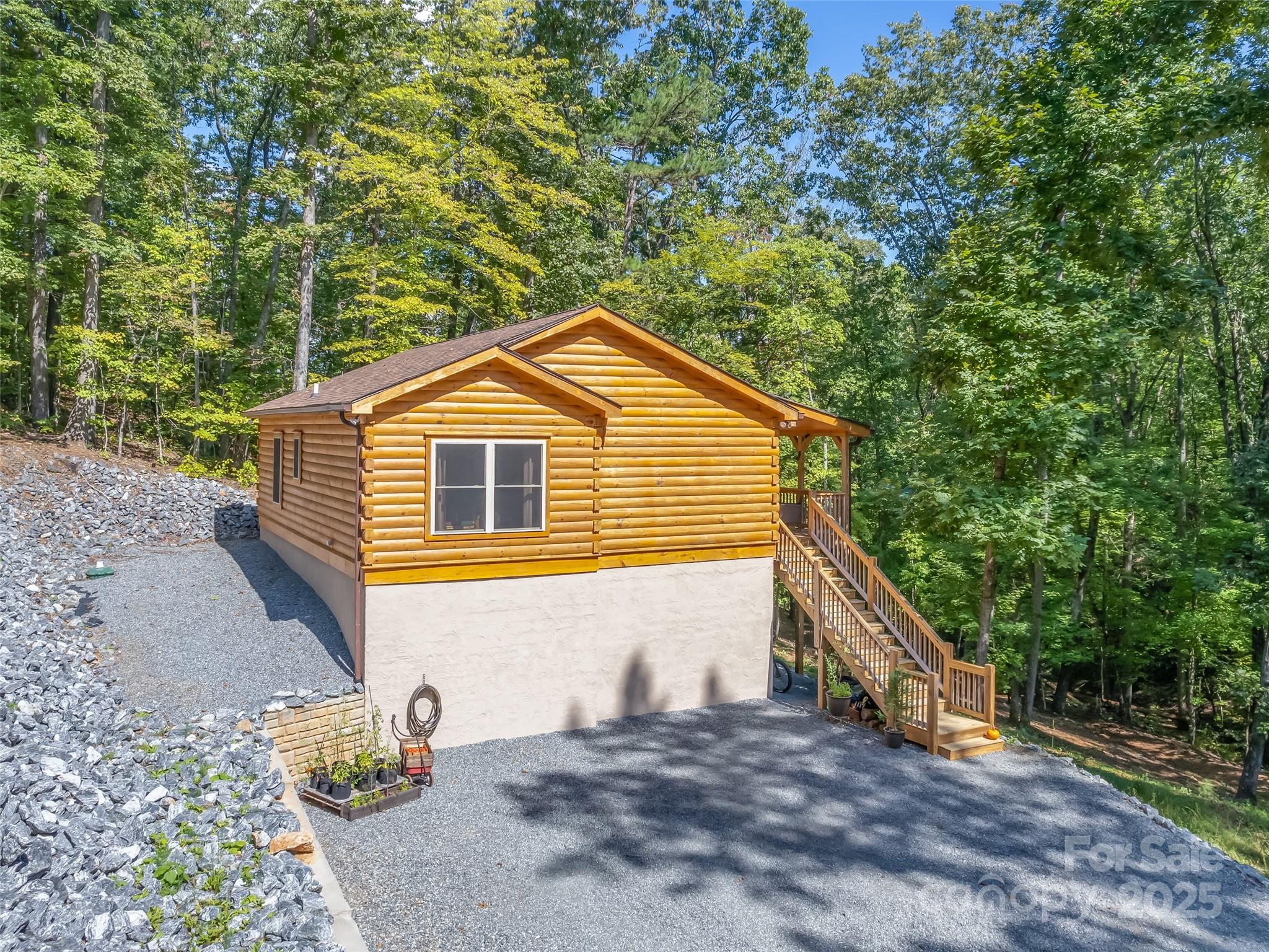 344 Wolf Trail