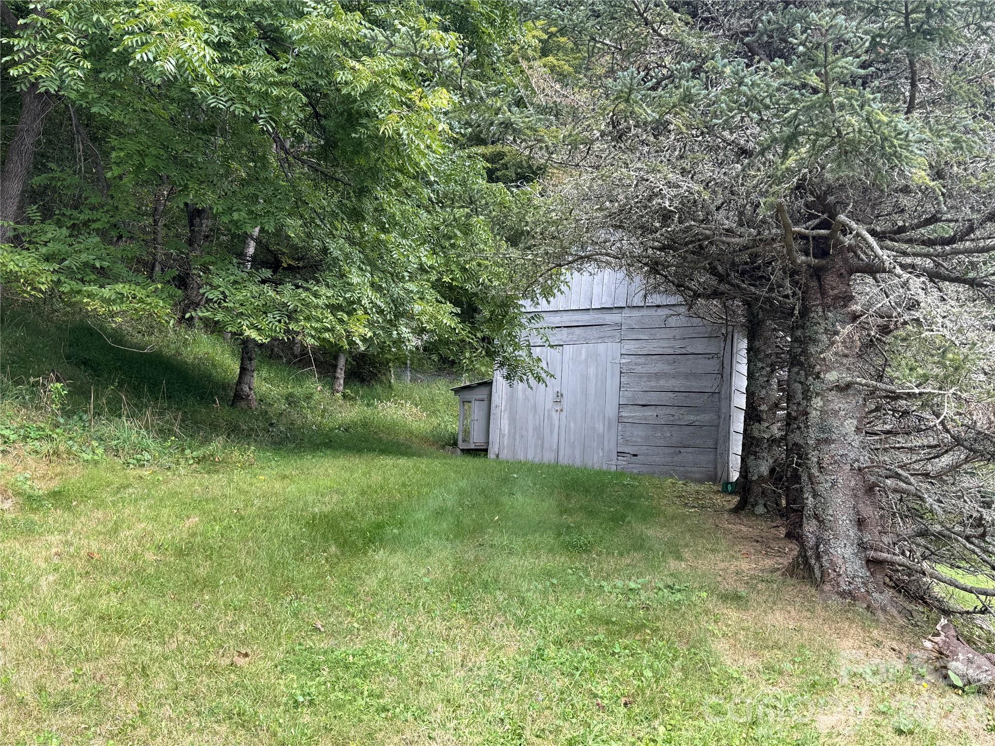 000 Puncheon Fork Road