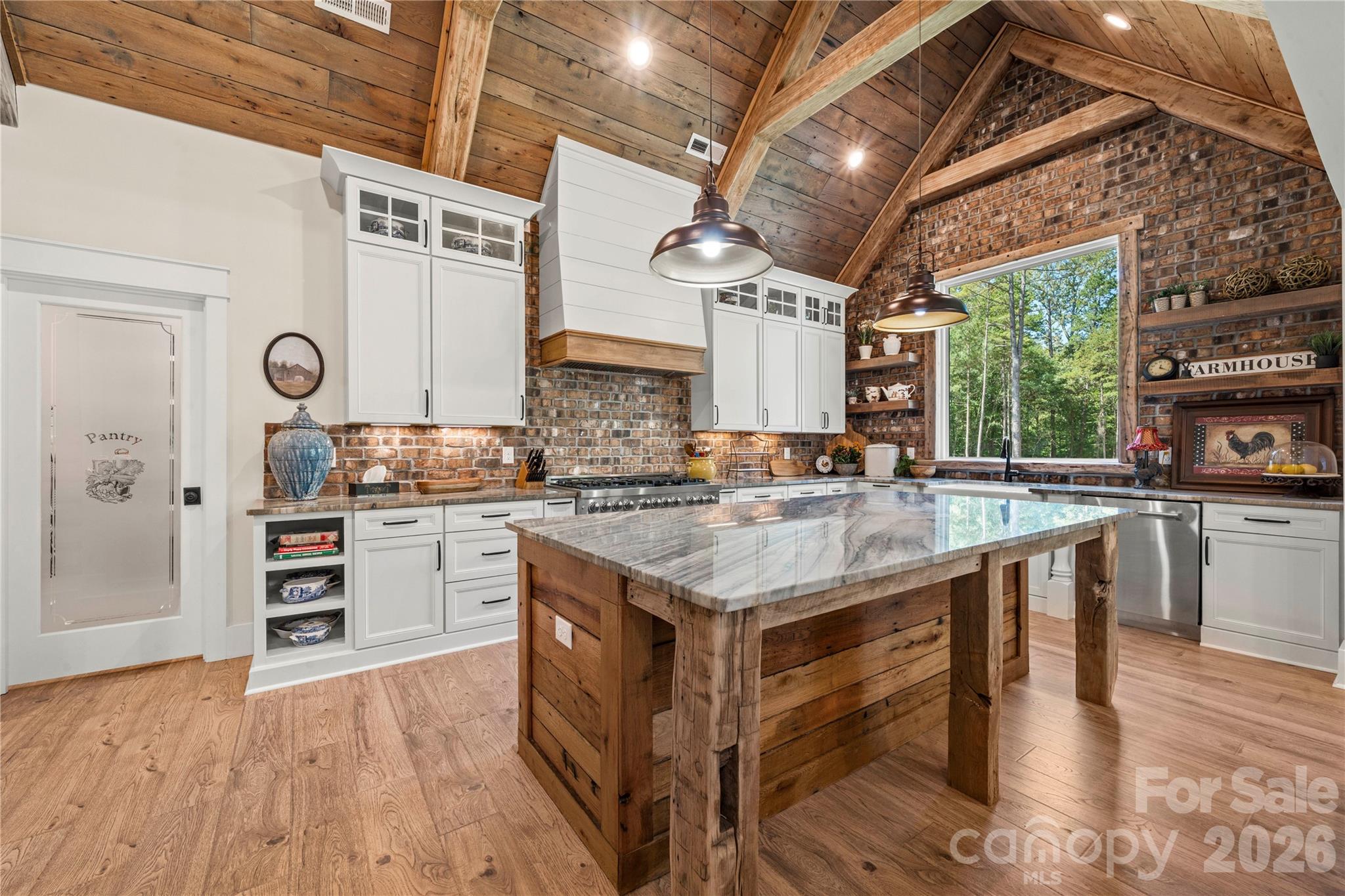 Sanders Landing - Residential