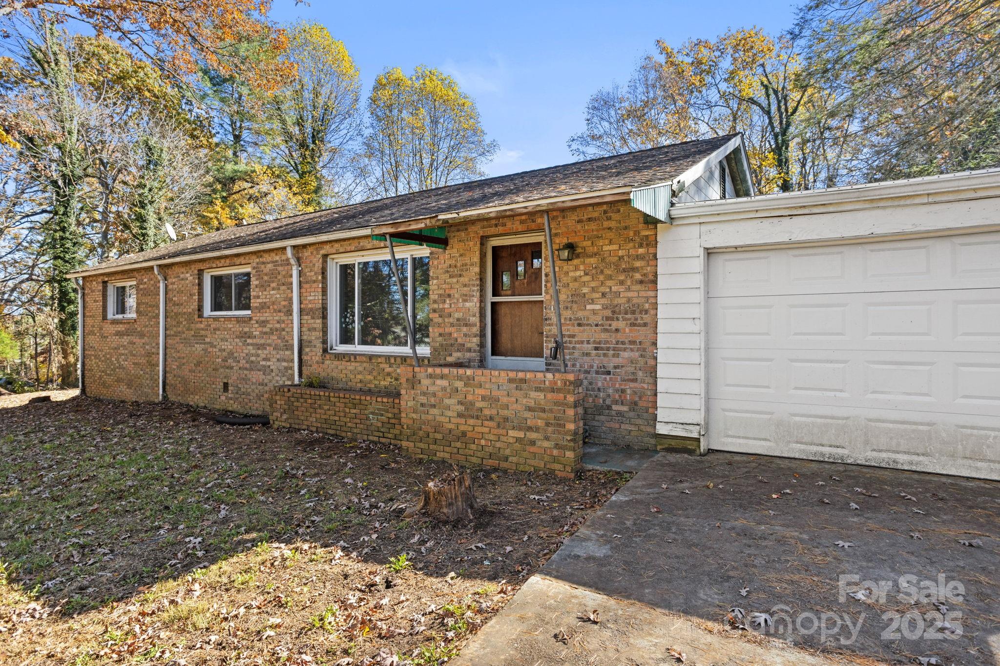 601 E Blue Ridge Road