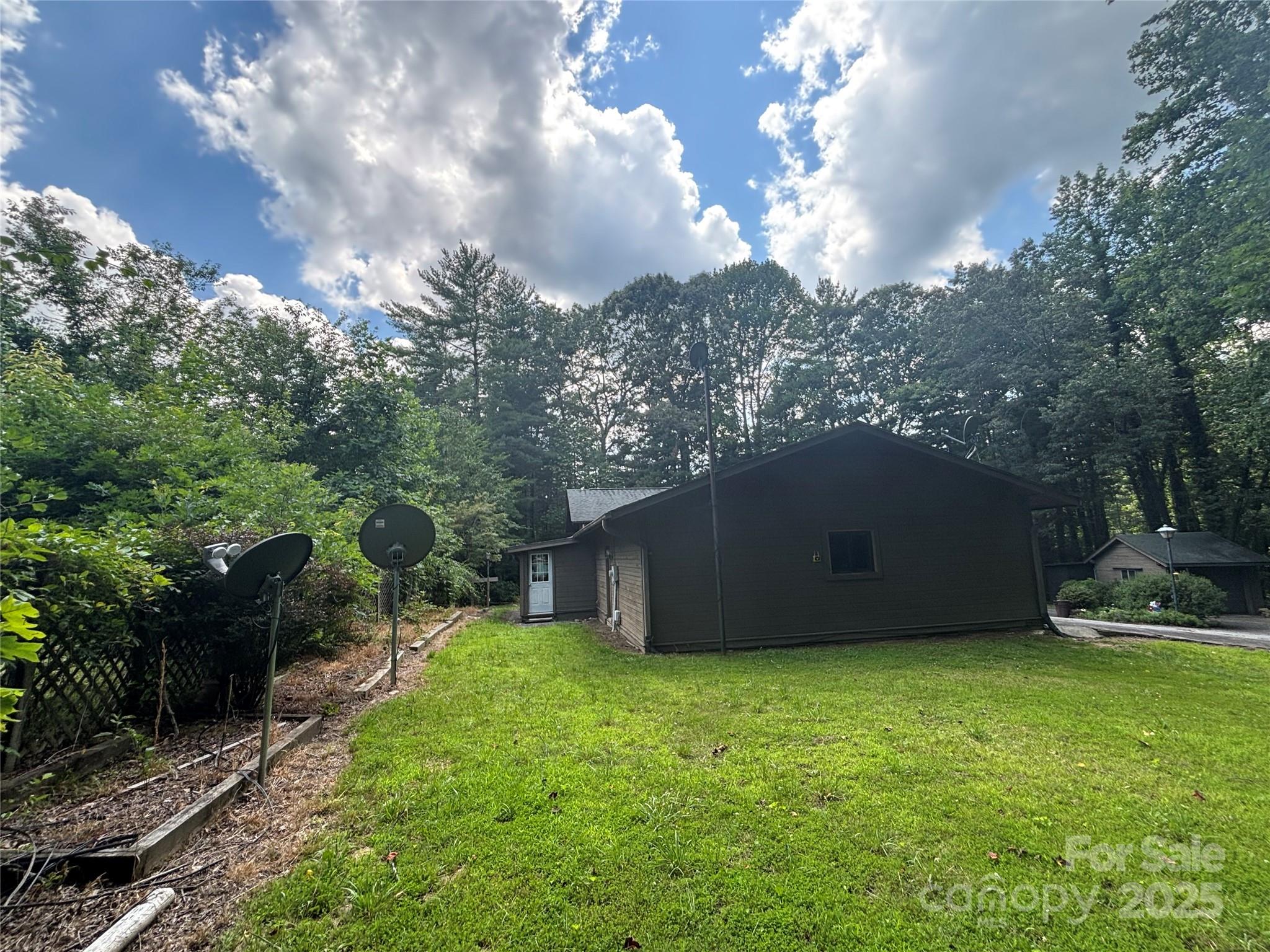 121 Rockwood Drive