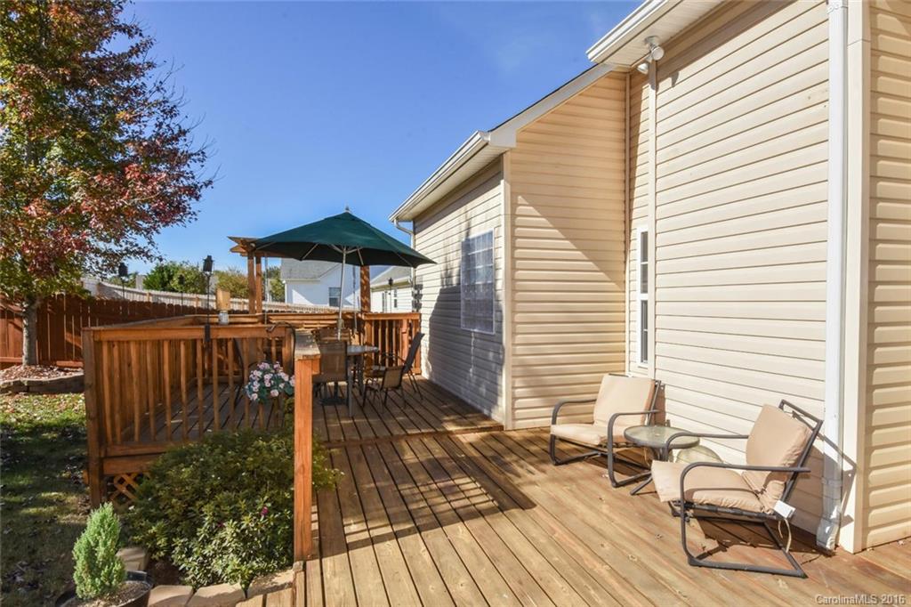 Steele Meadows - Residential