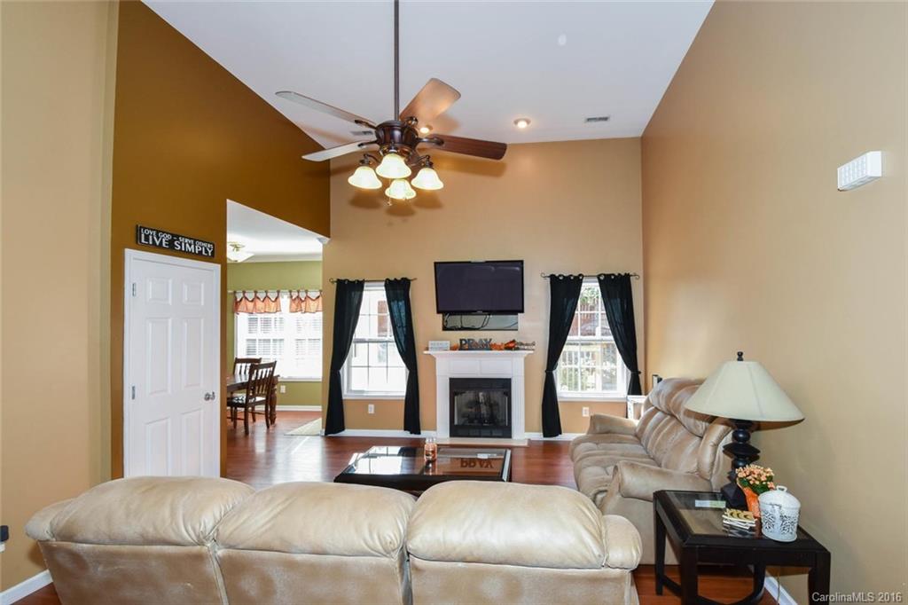 Steele Meadows - Residential