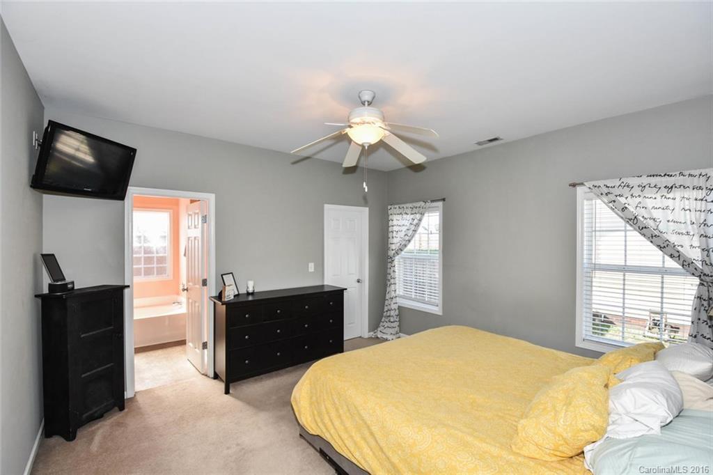 Steele Meadows - Residential