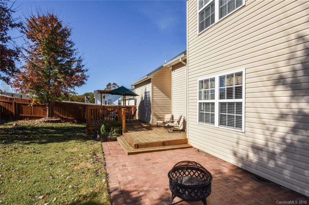 Steele Meadows - Residential