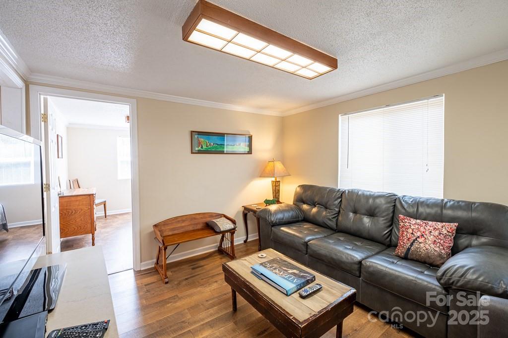 Whittier, North Carolina 28789, United States, 4 Bedrooms Bedrooms, ,3 BathroomsBathrooms,Residential,Active,148818