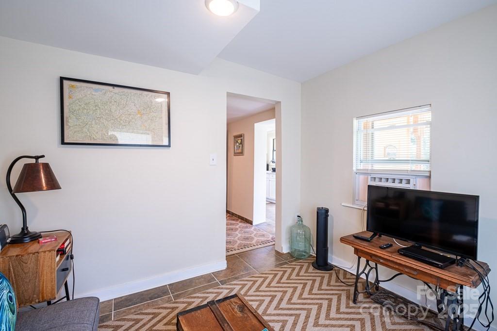 Whittier, North Carolina 28789, United States, 4 Bedrooms Bedrooms, ,3 BathroomsBathrooms,Residential,Active,148818